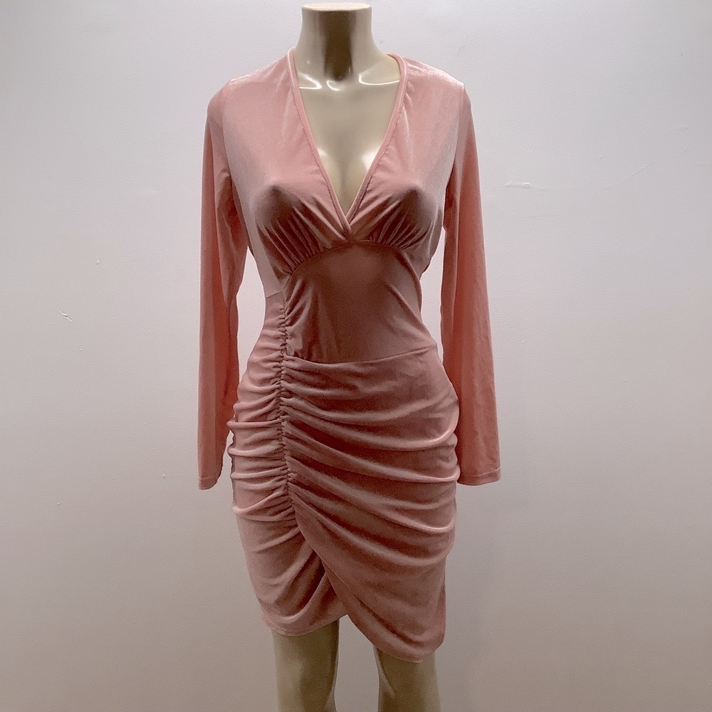 Sexy Size Large Long-Sleeve Pink V-Neck Ruched Bodycon Dress. Preloved